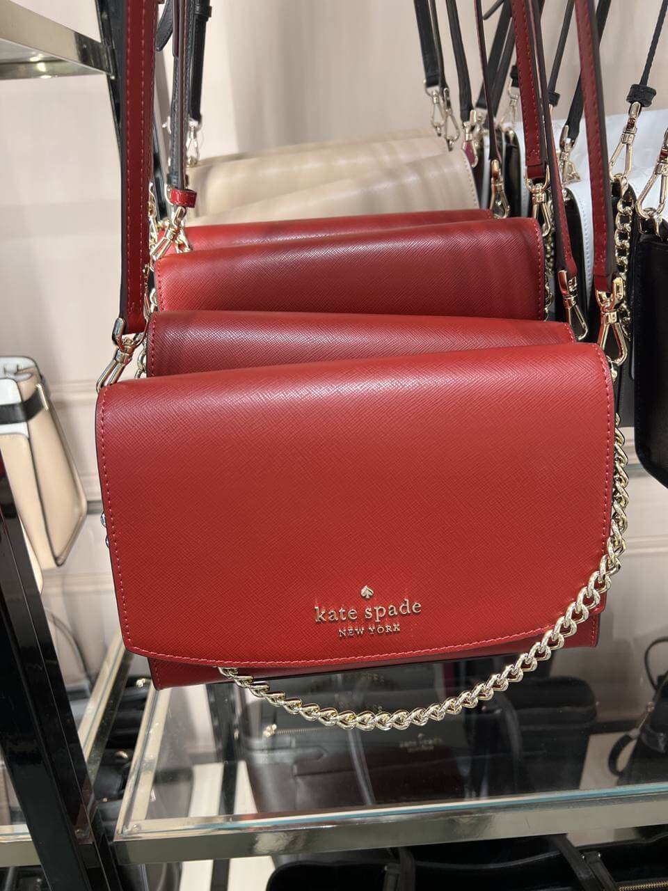 USA Ready Stock) Kate Spade carson convertible crossbody red curran - Amory