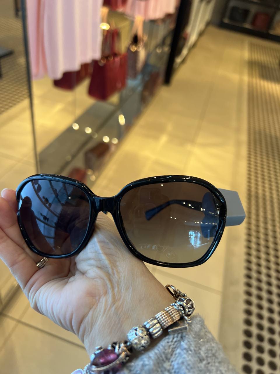 Coach kissing shop c sunglasses