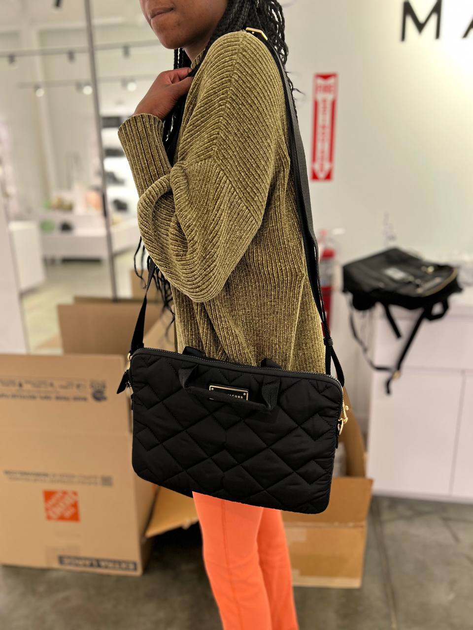 (Pre Order) Marc Jacobs laptop crossbody quilted