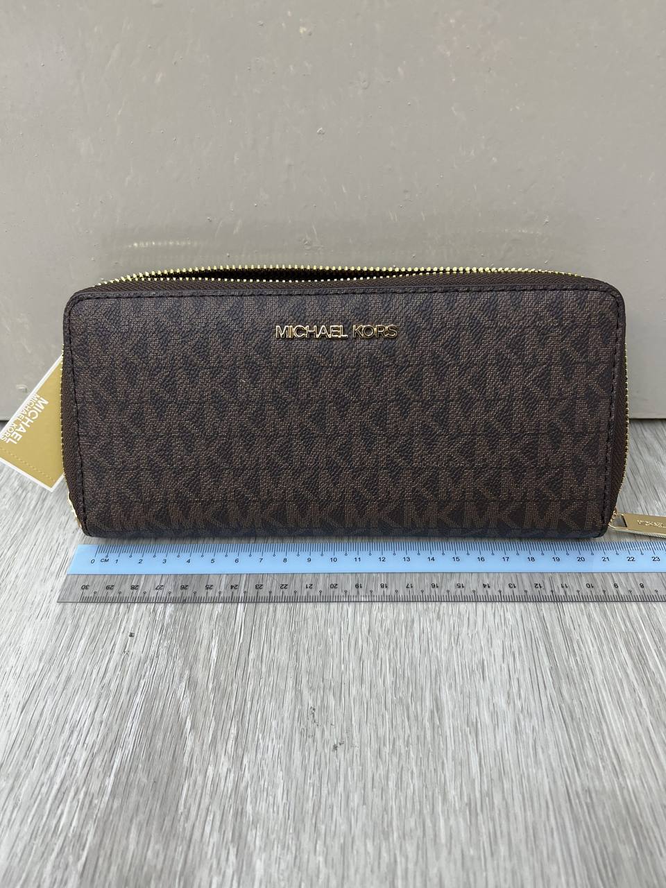 (Pre Order) Michael Kors Jet Set travel large continental wallet signature brown