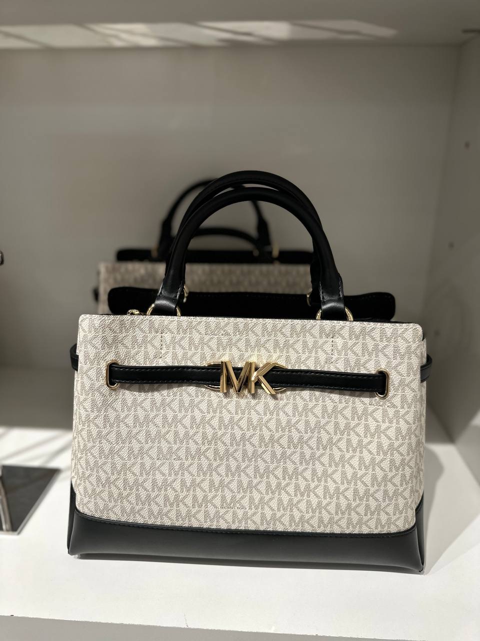 (Pre Order) Michael Kors reed large belted satchel in signature vanilla ...