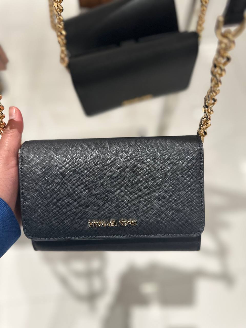 (Pre Order) Michael Kors Jet Set Travel Medium Multifunction Phone Black