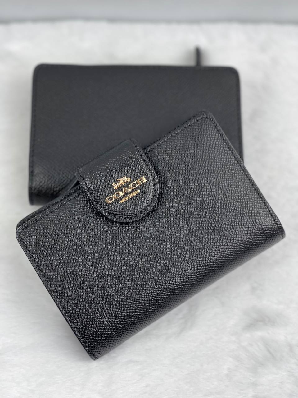 COACH Medium Leather Corner Zip Wallet in Black - Gold, Style No. 6390,  Gold/Black, Coach Medium Leather Corner Zip Wallet