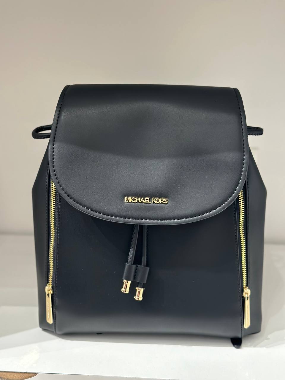 Pre Order Michael Kors Phoebe Medium Backpack In Black Amory