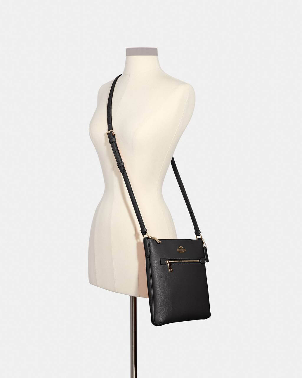 Coach rowan file in black - Image 4