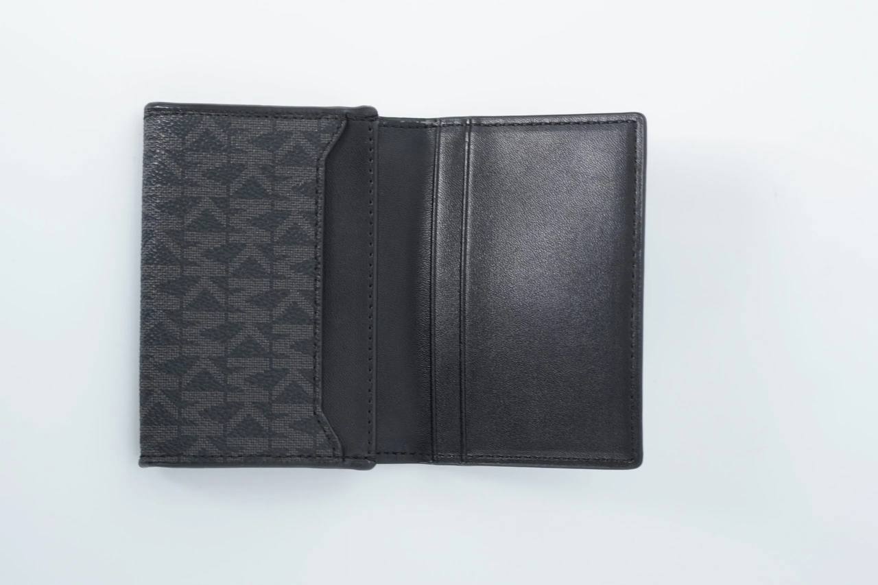 (Pre Order) Michael Kors Men Gifting Business Card Holder in Signature Black - Image 3