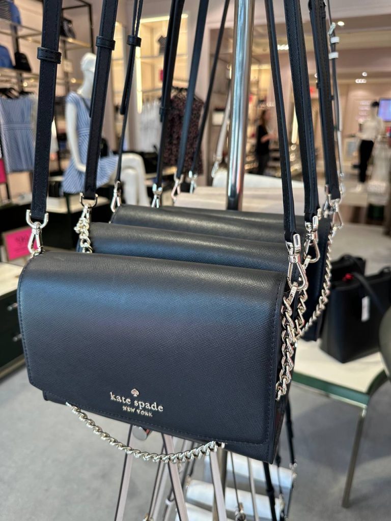 (Pre Order) Kate Spade carson convertible crossbody in black Amory