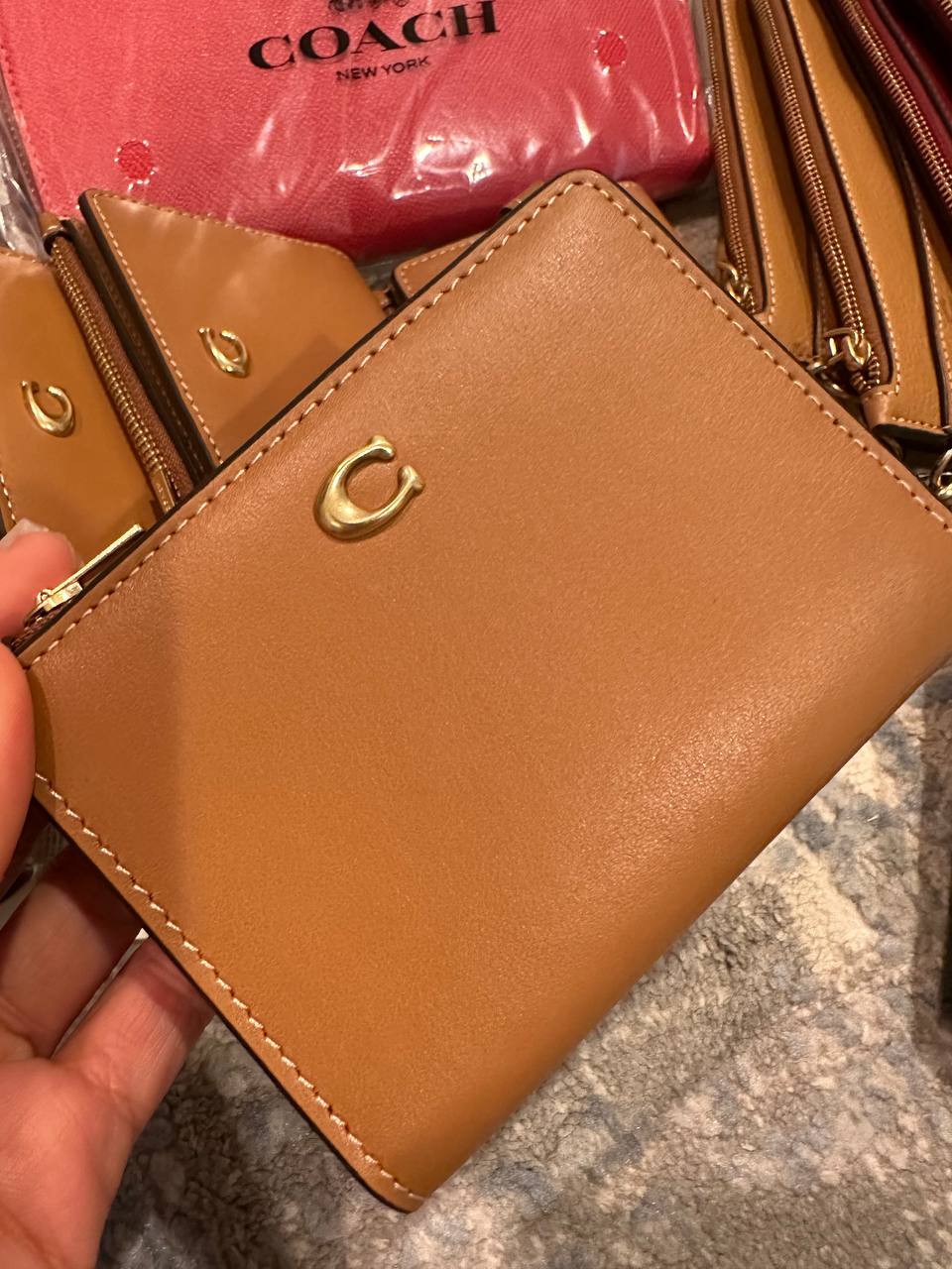 Coach on sale bifold wallet