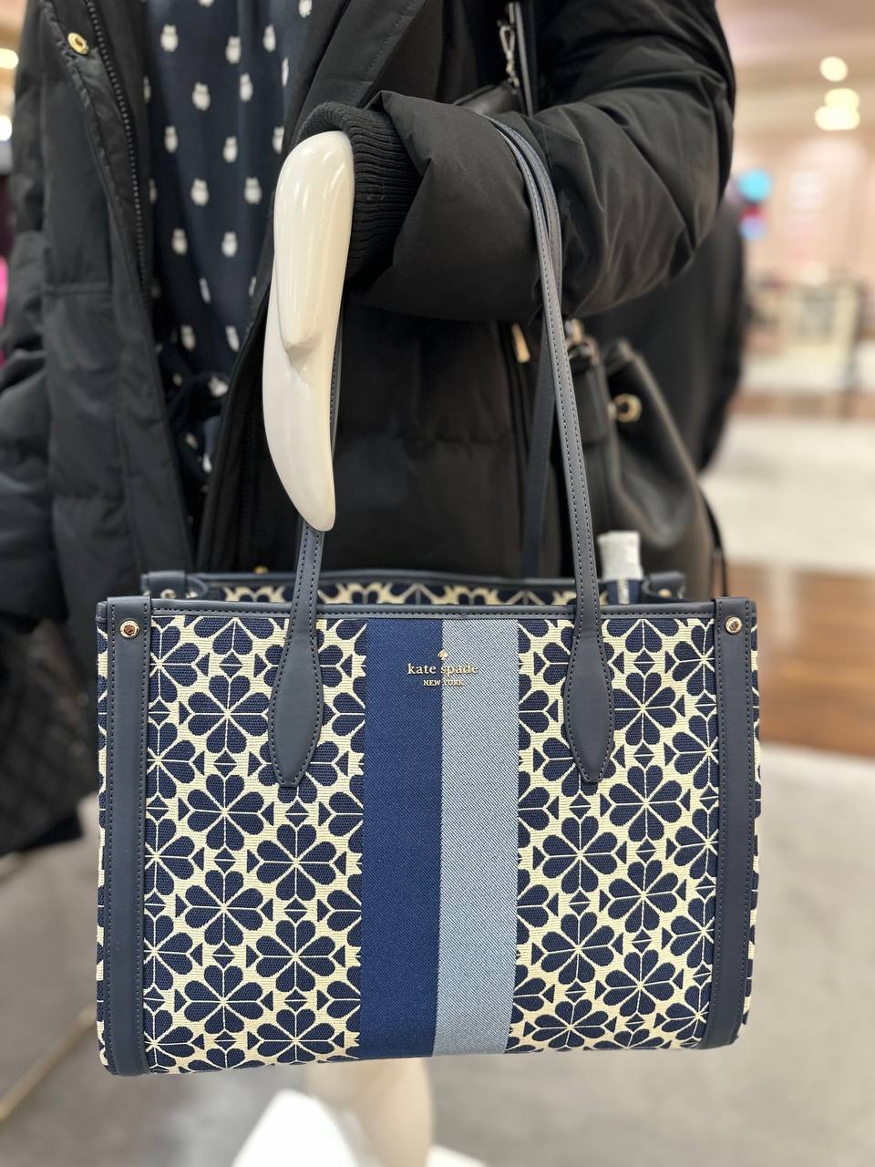 Kate Spade Market Spade Flower Jacquard Medium Tote in Blue Multi - Retail transfer