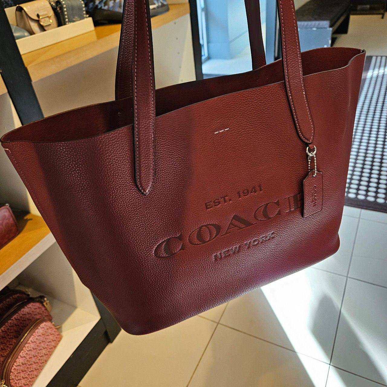 Cameron tote 2024