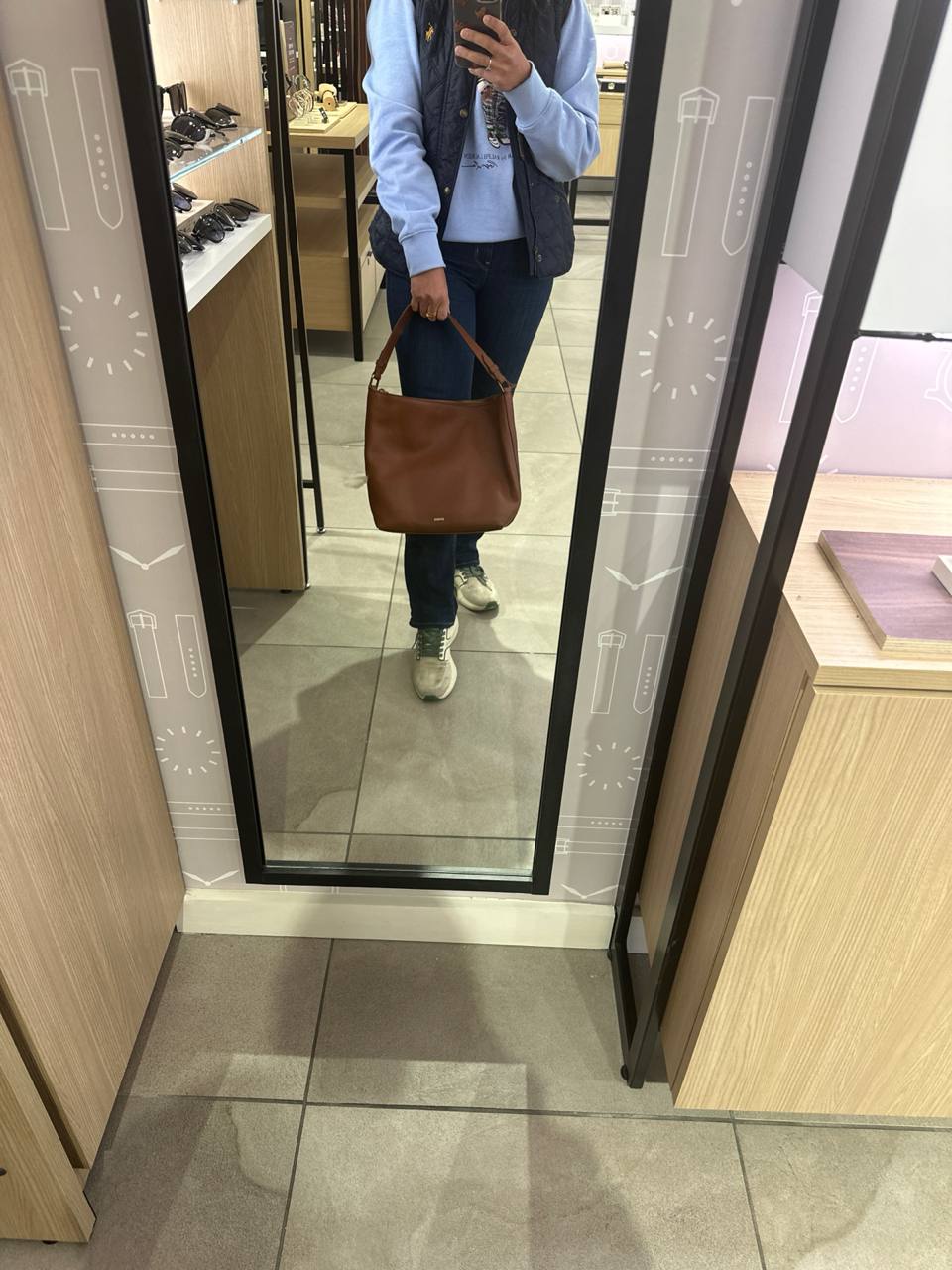 Fossil julianna large hobo brown with longstrap - Image 4