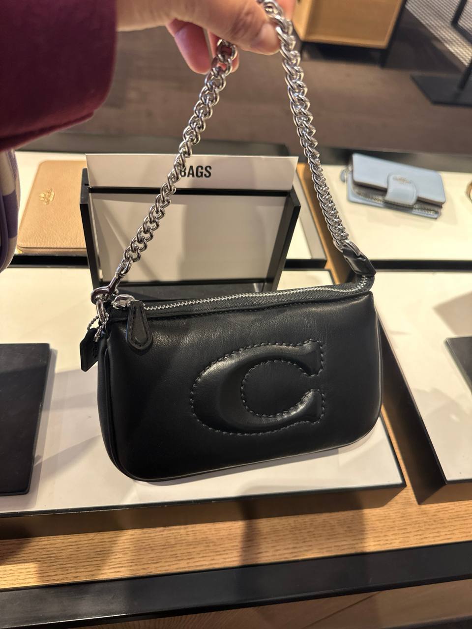 coach nolita 19 in chain black pillow quilted - Image 2