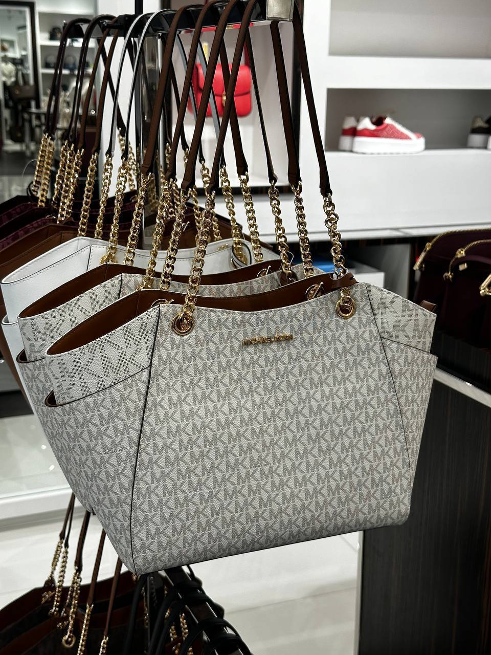 Michael kors jst large chain shoulder tote in signature vanilla