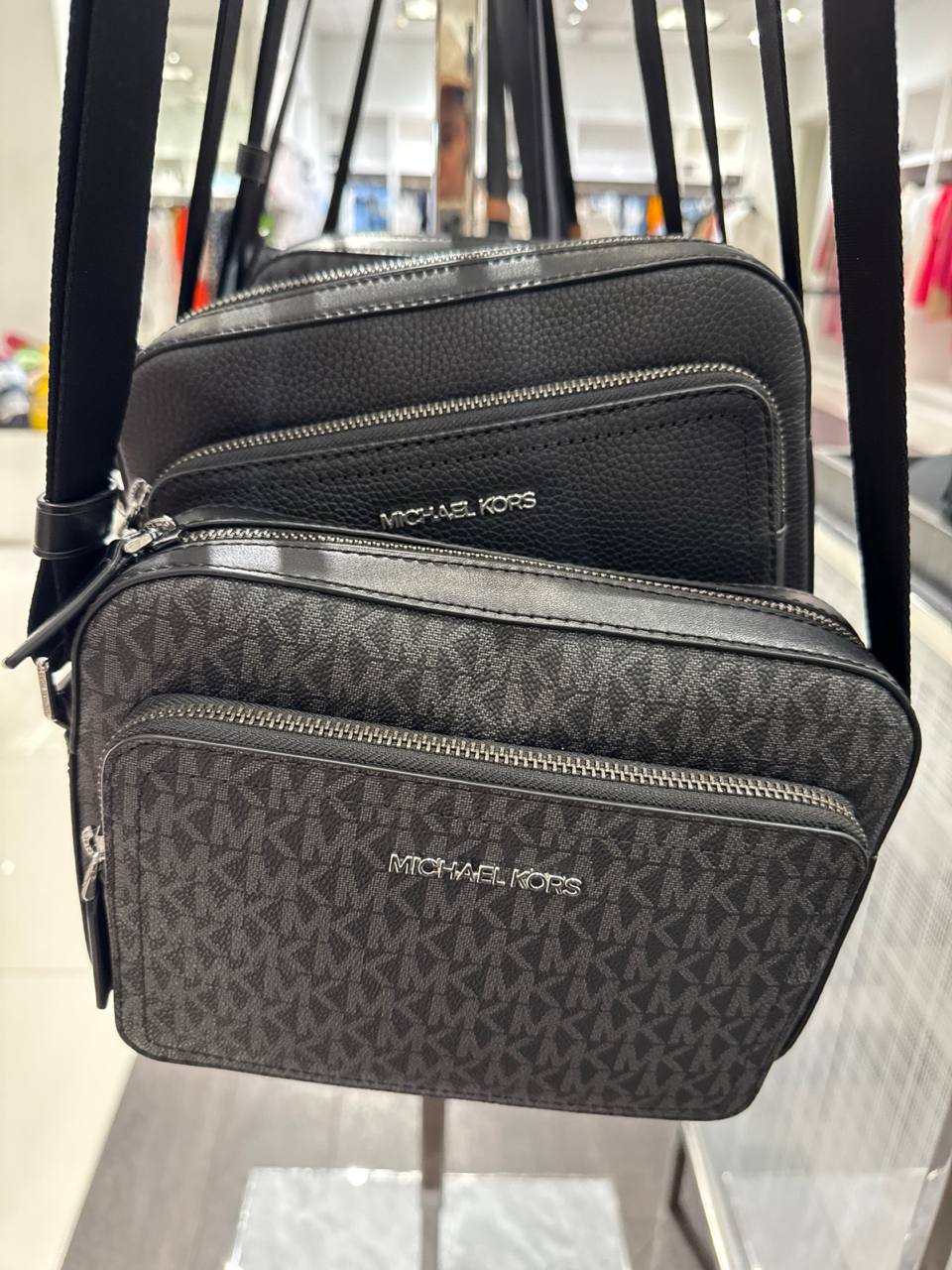 (Pre Order) Michael Kors cooper ew flight bag in signature black
