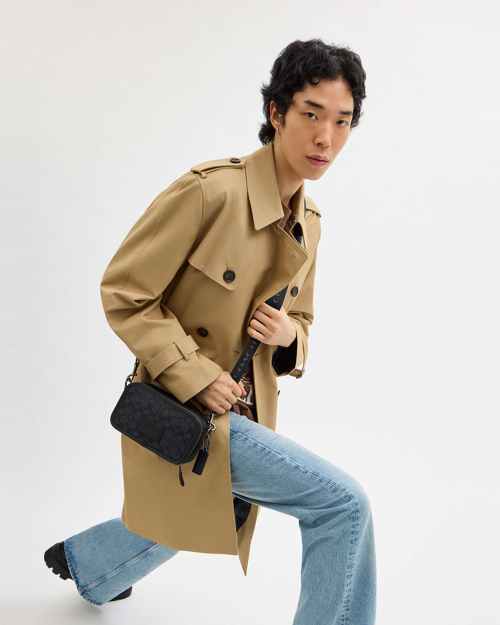 Coach Wyatt Crossbody in Charcoal Black CW365 - Image 5